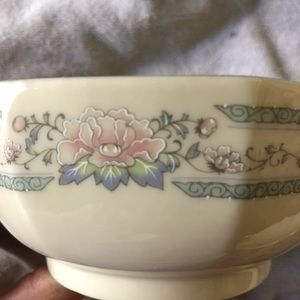 2for1 price, Lenox bowl and matching one tier serving dish, excellent condition